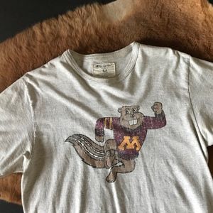 Mens Goldy Gopher University of Minnesota T-shirt